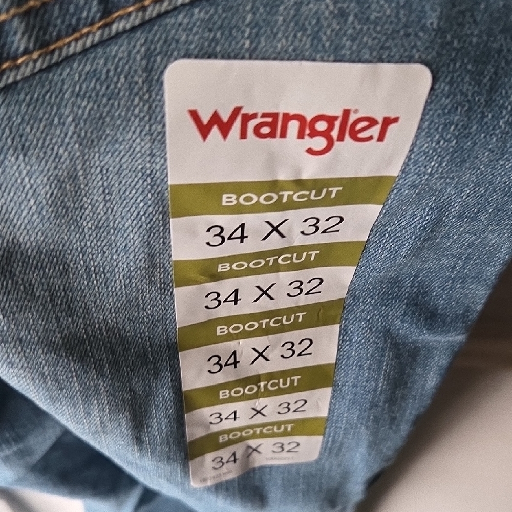 Wrangler Men's Light Blue Straight Jeans - Picture 5 of 5